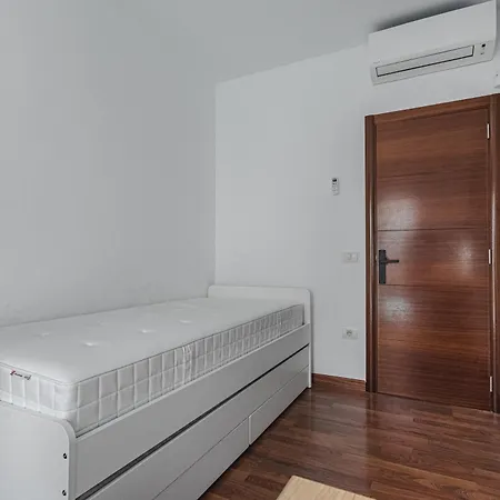 Laurel With Heated Pool Villa *